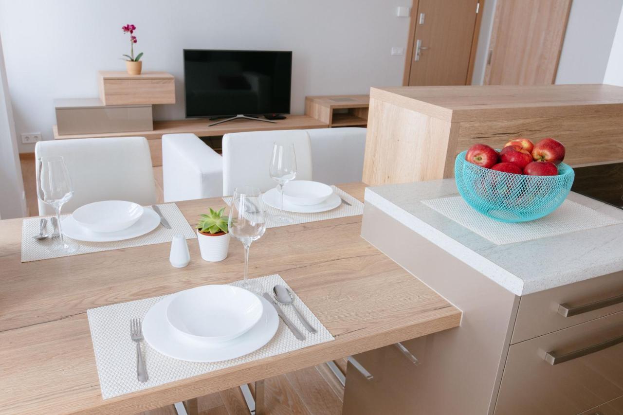 New Exclusive 2 Bedroom Apartment In OldРига Екстериор снимка